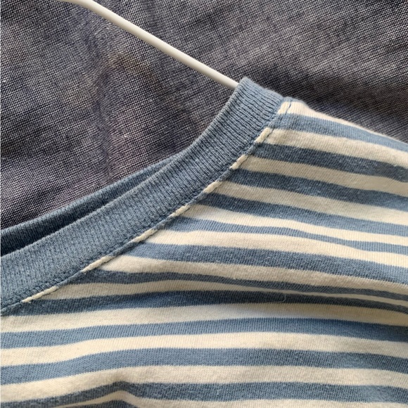 Baby blue striped cropped t-shirt - Picture 4 of 5